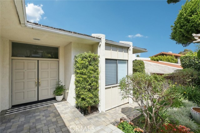 Property Photo: 1917 Via Estudillo CA 90274