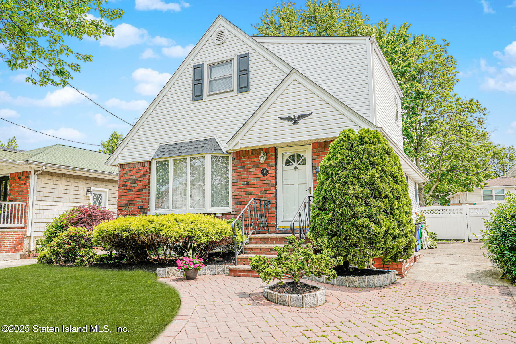 Property Photo:  243 Seidman Avenue  NY 10312 