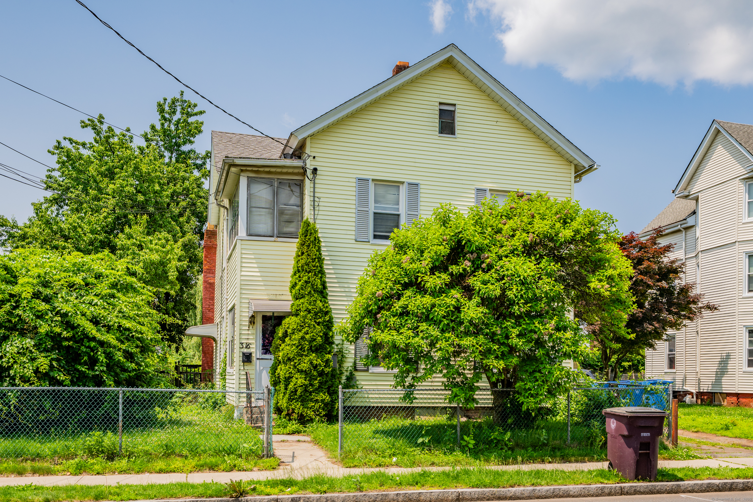 Property Photo: 312 Washington Street CT 06051