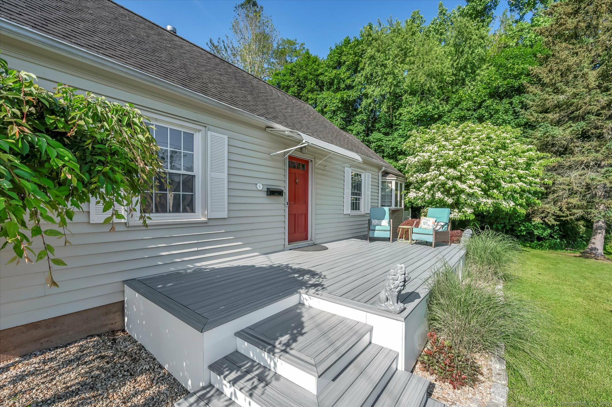 Property Photo: 6 Victoria Road CT 06480