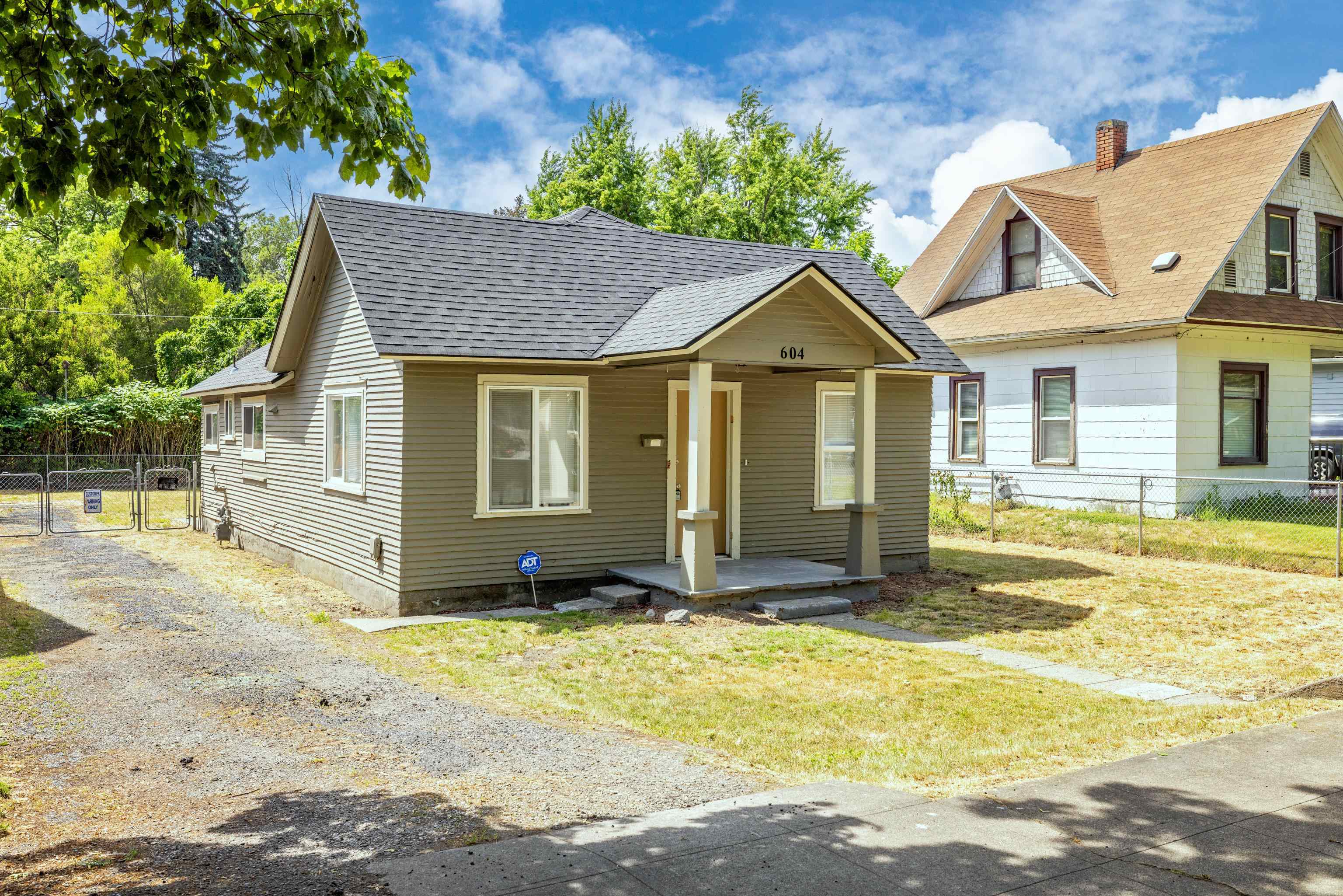 Property Photo: 604 S Haven St WA 99202