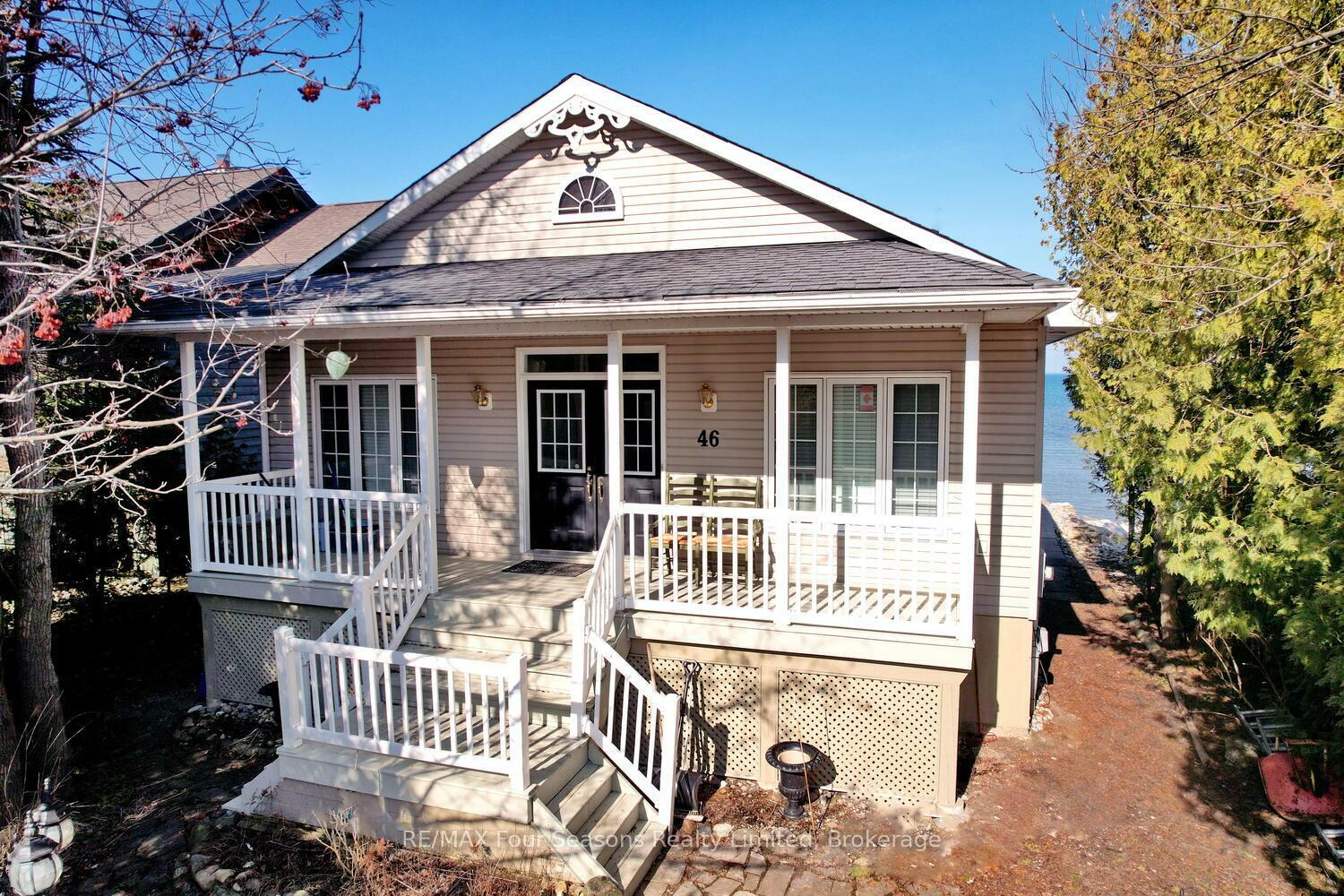 46 William Avenue  Wasaga Beach ON L9Z 2X3 photo