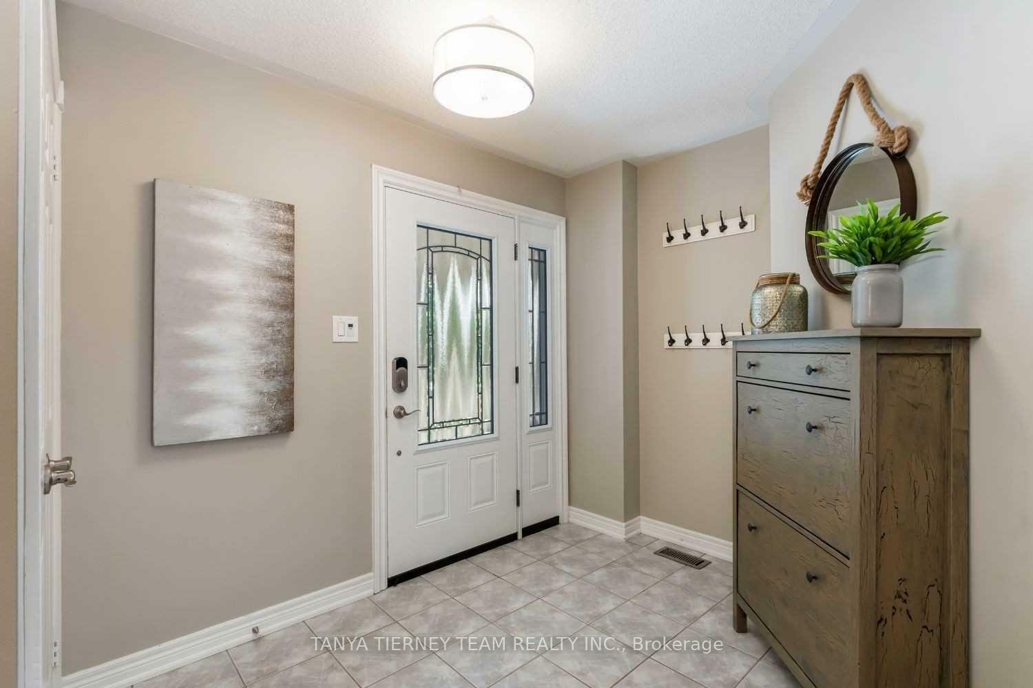 Property Photo: 8 Nathan Avenue ON L1M 1J3