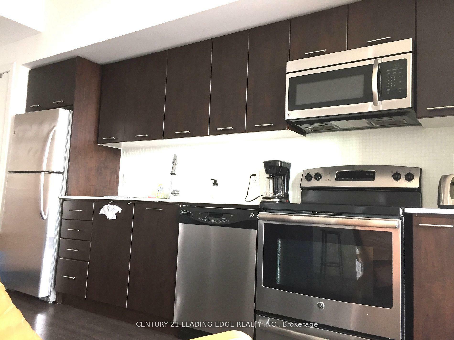 Photo de la propriété:  2220 Lake Shore Boulevard W 2710  ON M8V 0C1 