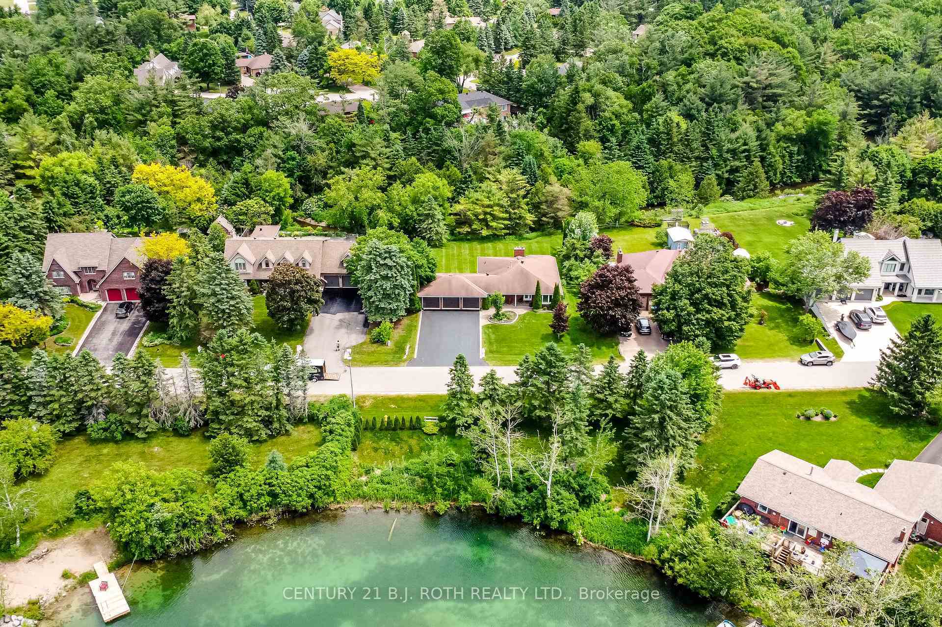 Property Photo: 34 Cairns Boulevard ON L9X 0N8
