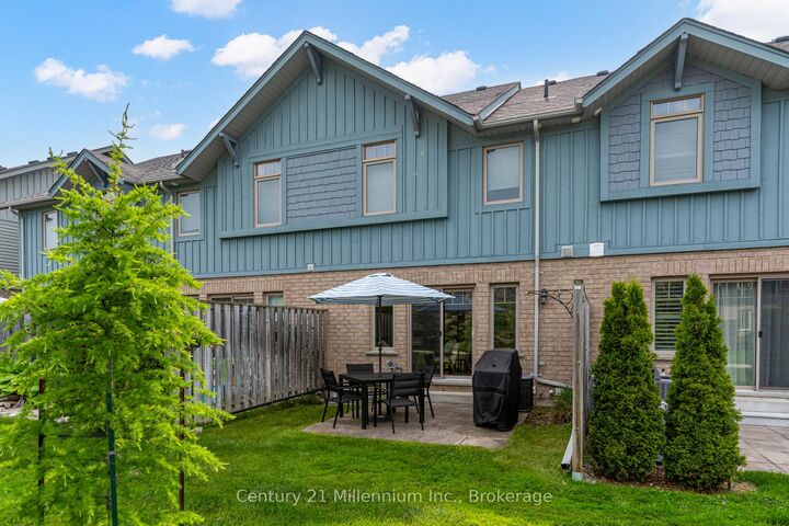 Property Photo:  37 Silver Glen Boulevard  ON L9Y 0G9 