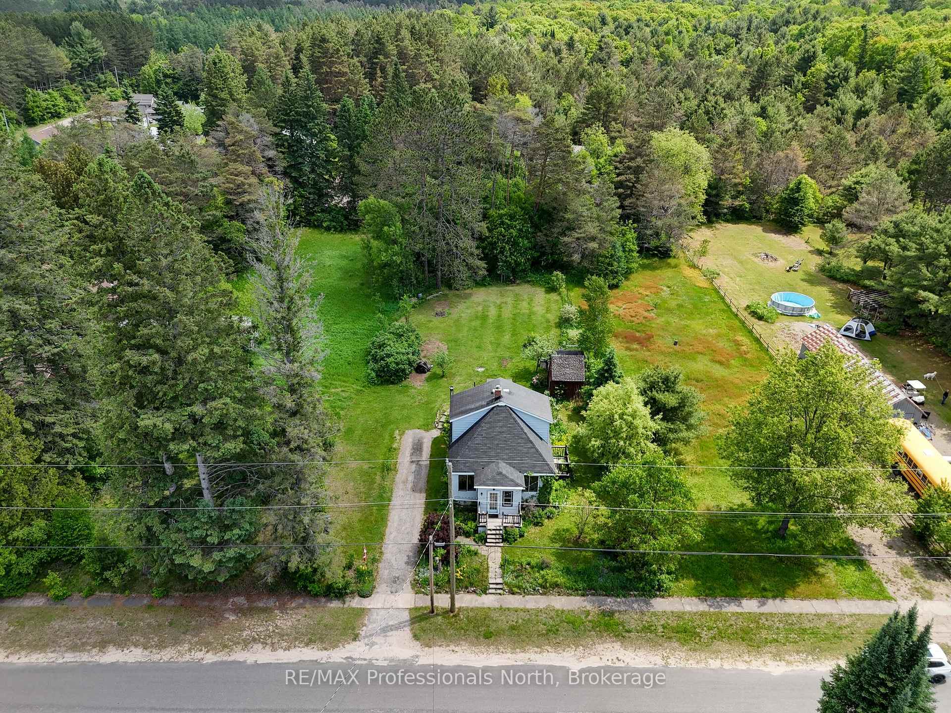 Property Photo: 2191 Stisted Road S ON P0A 1Y0