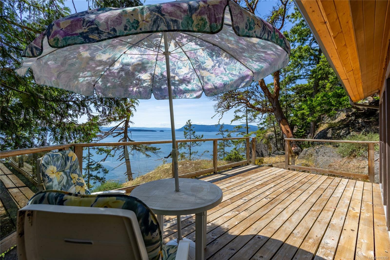 Property Photo: 3803 Cutlass Crt BC V0N 2M2