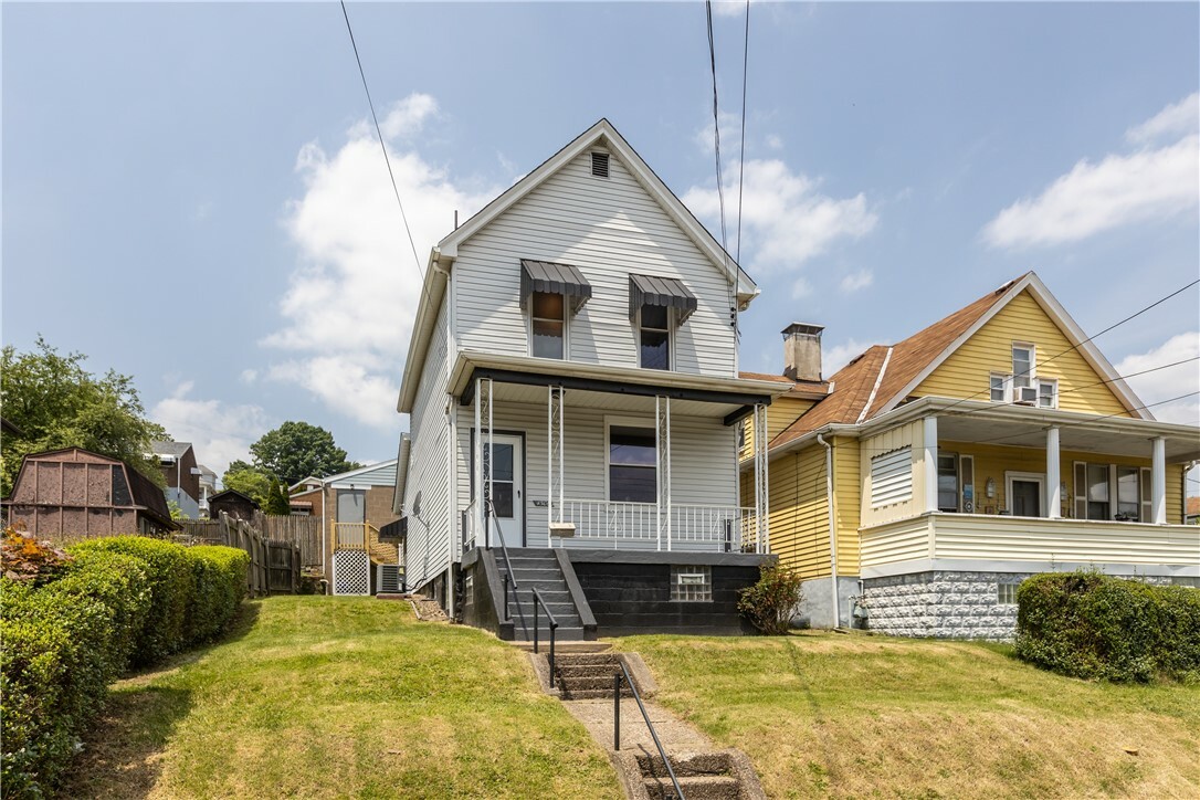 Property Photo: 4506 Bowes Ave PA 15122
