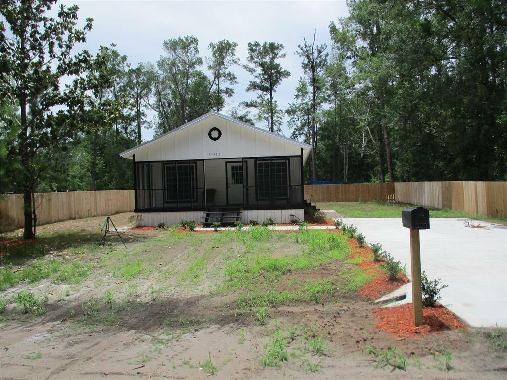 Property Photo: 37382 Fifth Street FL 32046