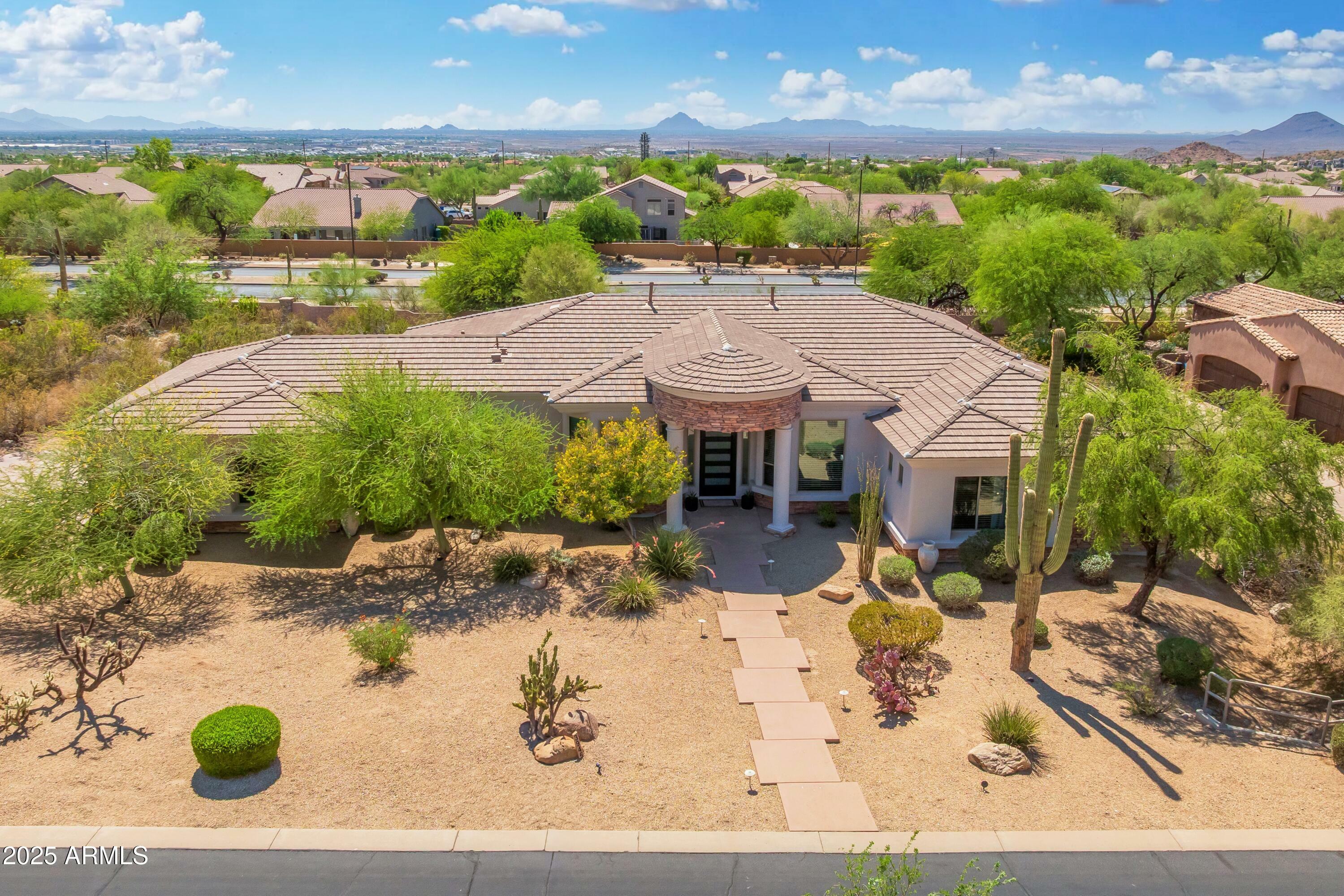 Property Photo: 3946 N Pinnacle Hills Circle AZ 85207