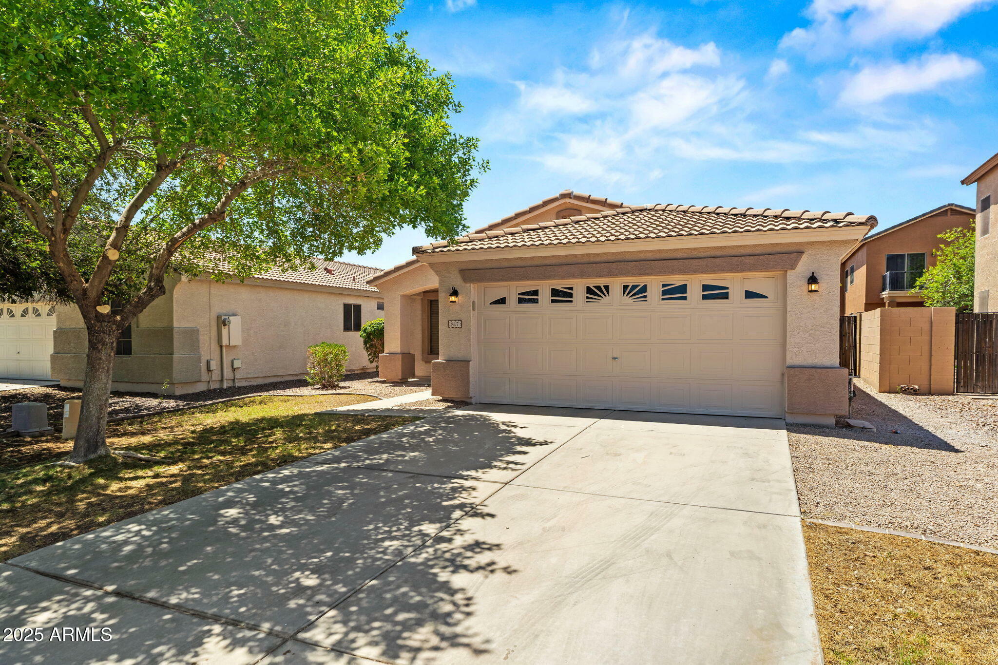 Property Photo: 817 E Lamonte Street AZ 85140