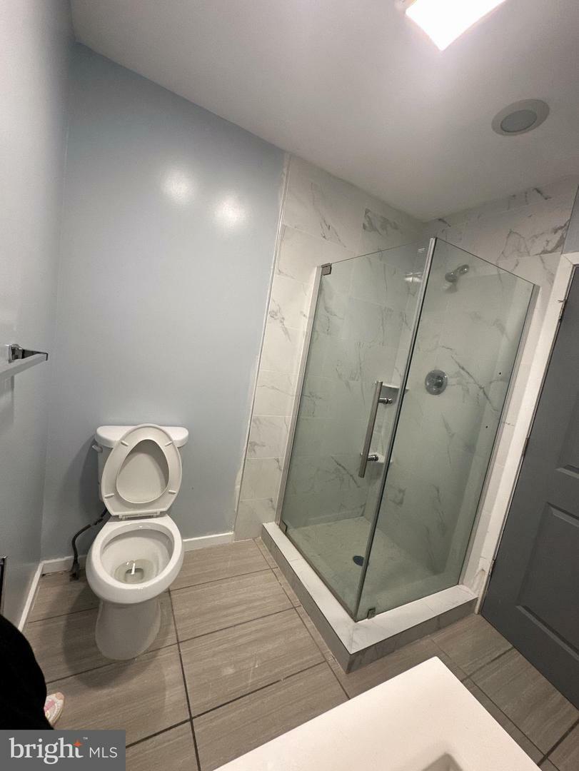 Property Photo: 811 N Franklin Street PA 19123