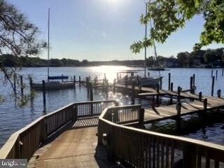 Property Photo: 508 Summerset Court 33 MD 20688