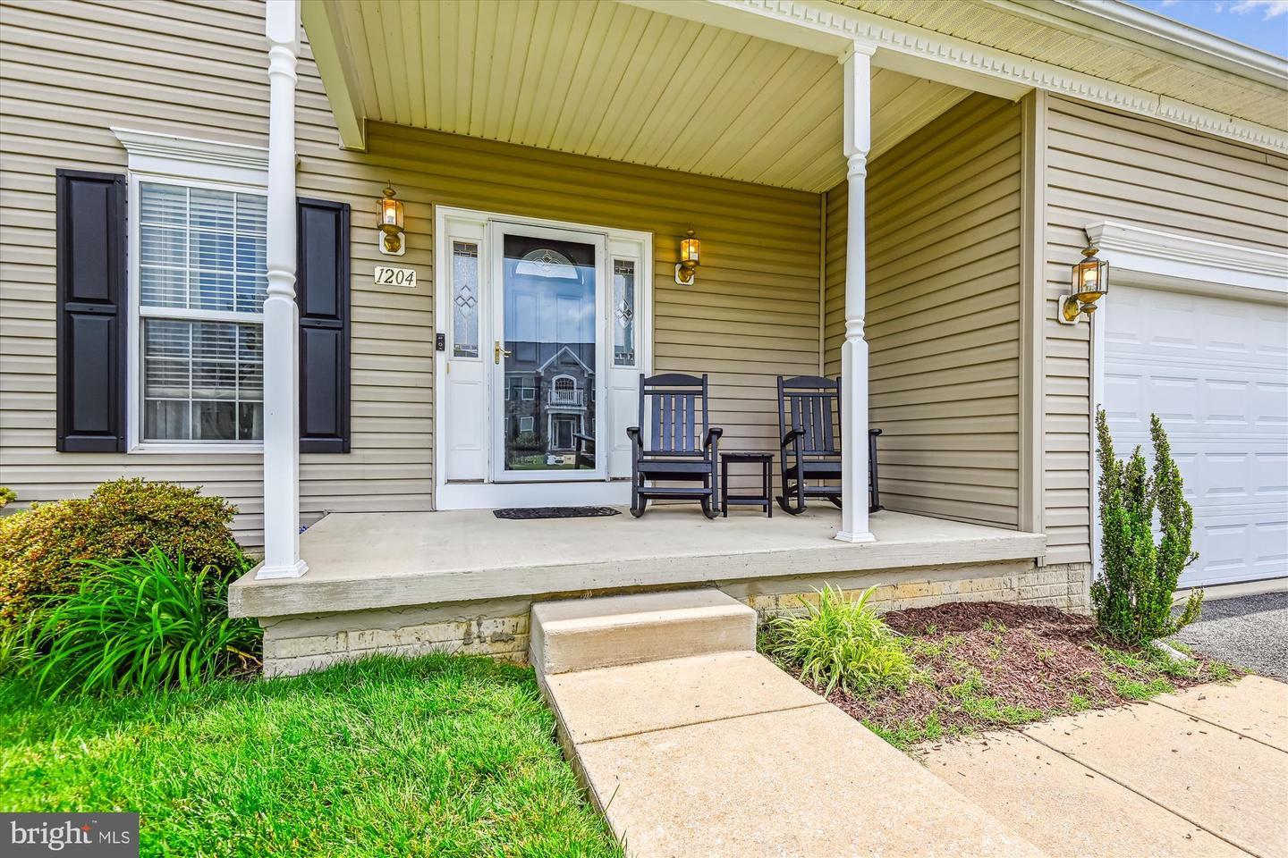 Property Photo: 1204 Maritime Circle MD 21221