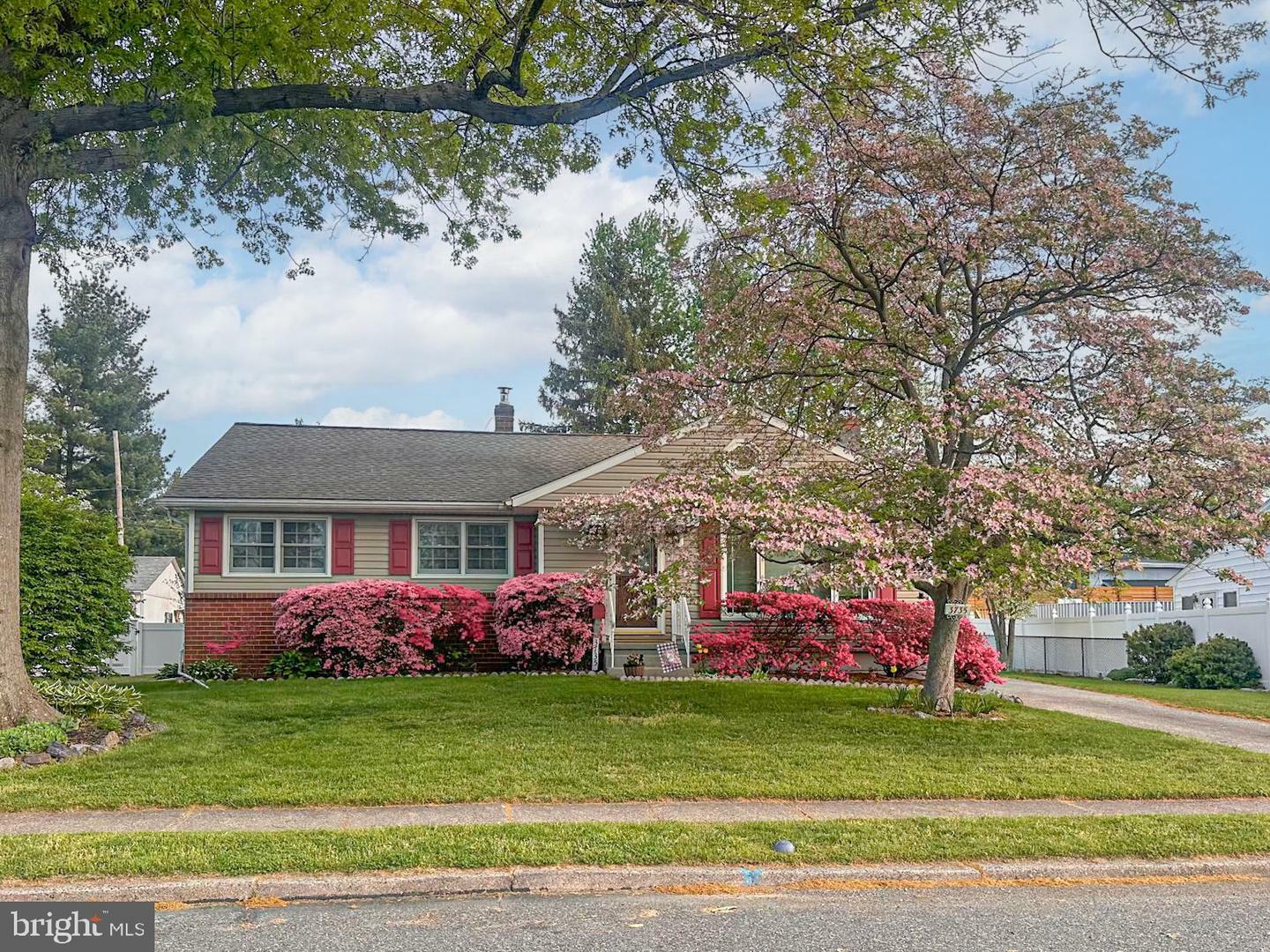 Property Photo:  3735 Donegal Lane  PA 19015 