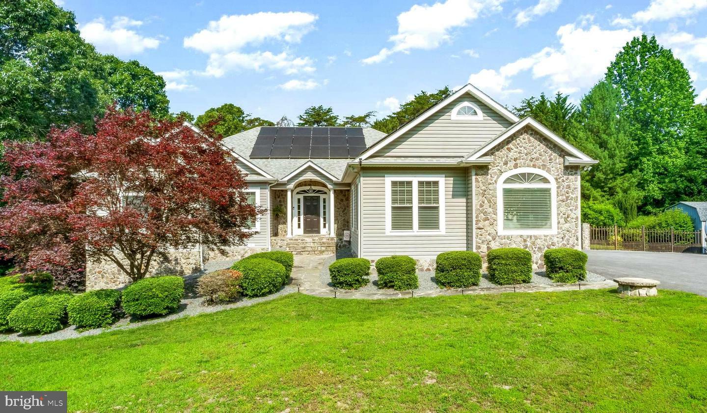 Property Photo: 3420 Ponds Wood Court MD 20639