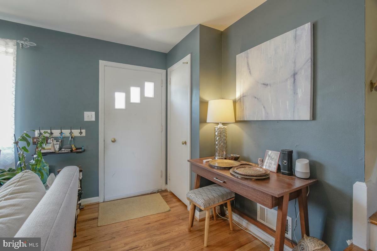 Property Photo: 6811 Floyd Avenue VA 22150