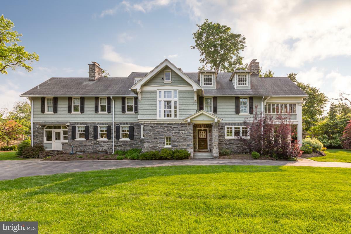 Property Photo: 673 Ardmore Avenue PA 19003