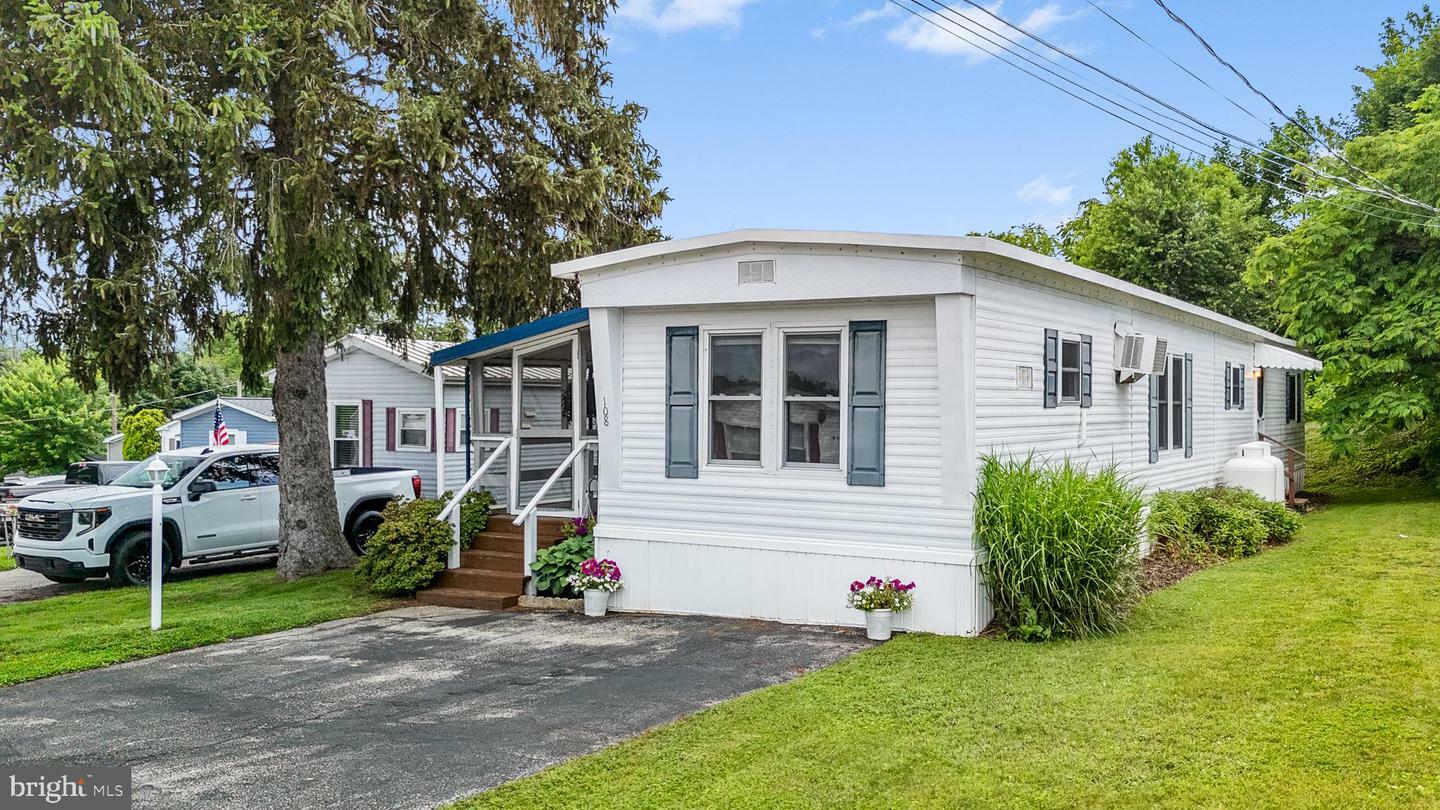 Property Photo: 108 Penn Drive PA 19320