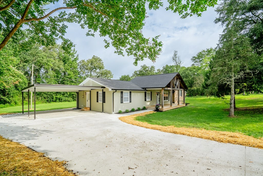 Property Photo: 14705 Ga Hwy 225 GA 30705