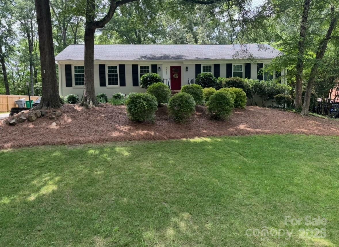 1427 Worcaster Place  Charlotte NC 28211 photo