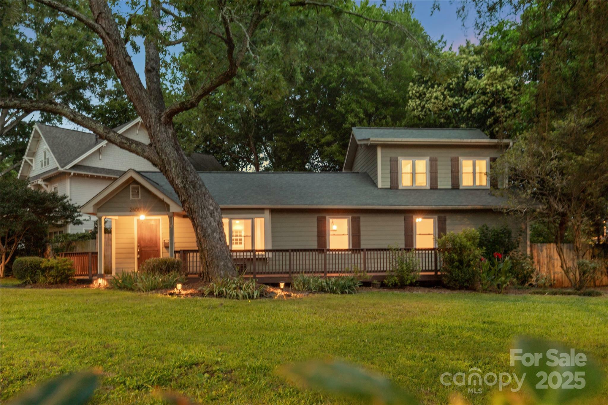 Property Photo: 2800 Georgia Avenue NC 28205