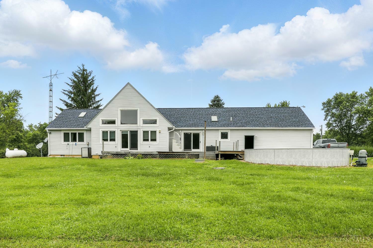 Property Photo: 15600 Dechant Road OH 45325