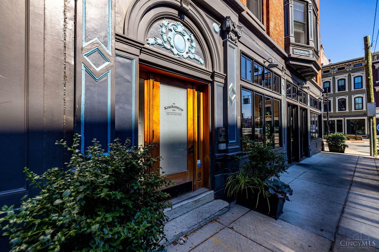 Property Photo: 1501 Vine Street OH 45202