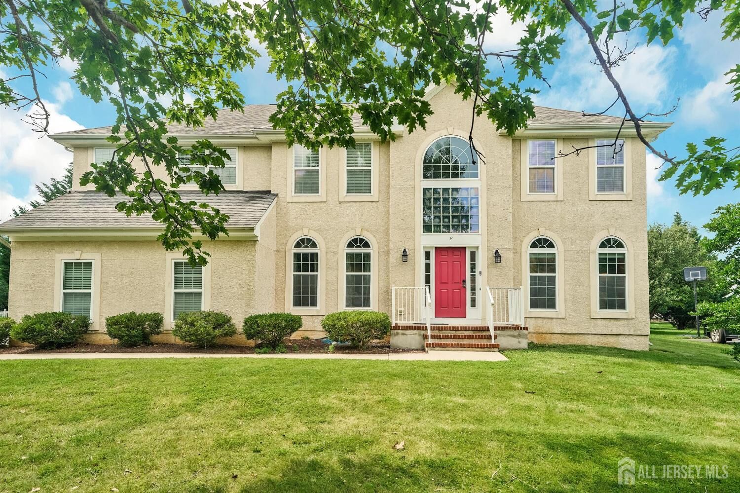 Property Photo: 6 Mahogany Court NJ 08536