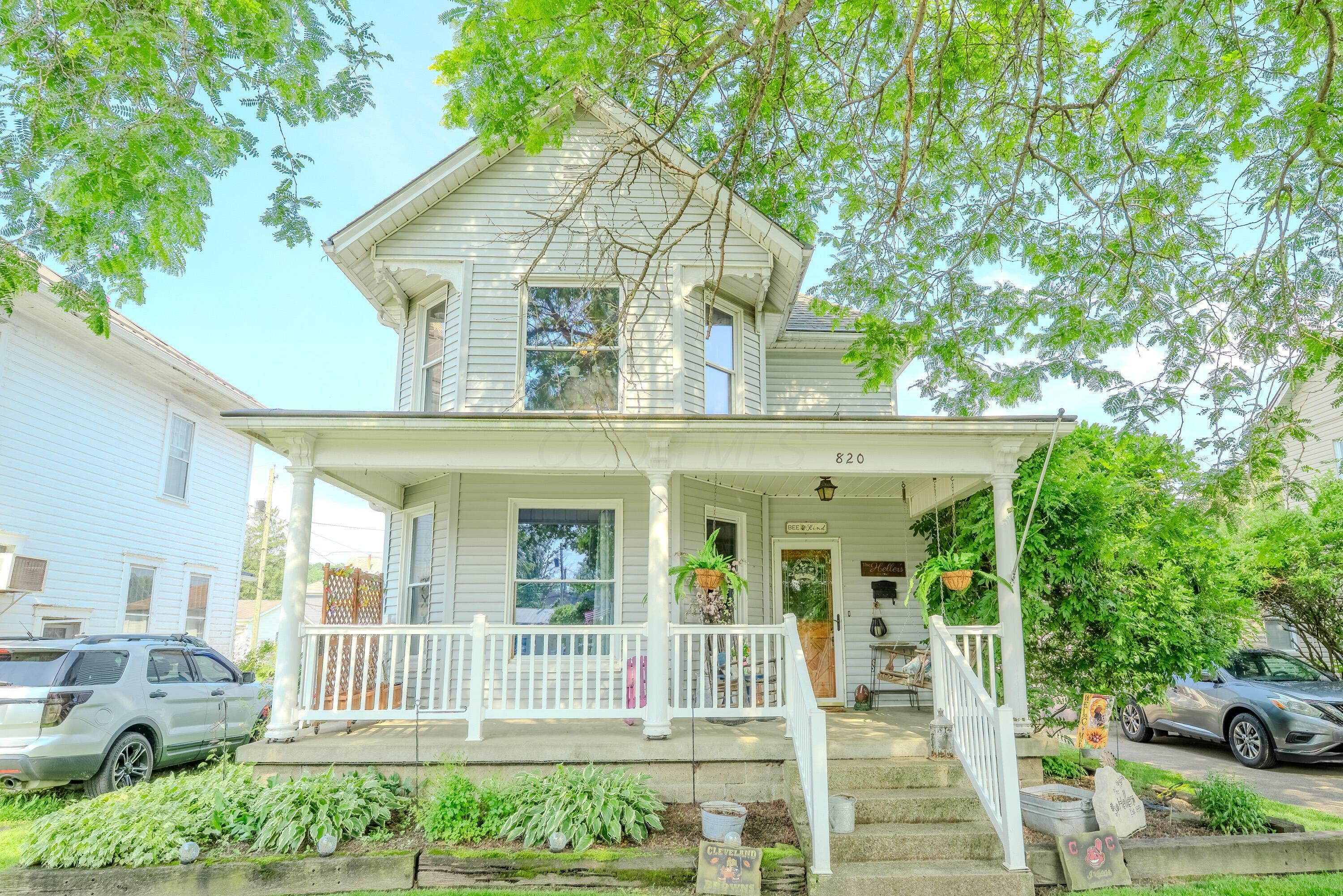 Property Photo: 820 Walnut Street OH 43724
