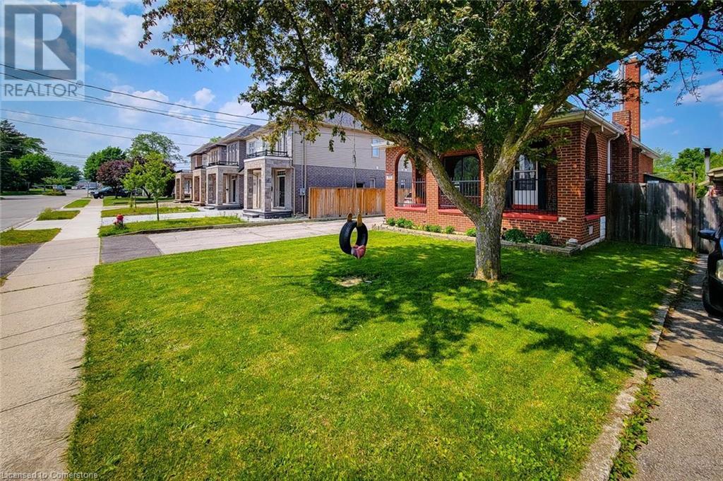 Property Photo: 189 Federal Street ON L8E 1N8