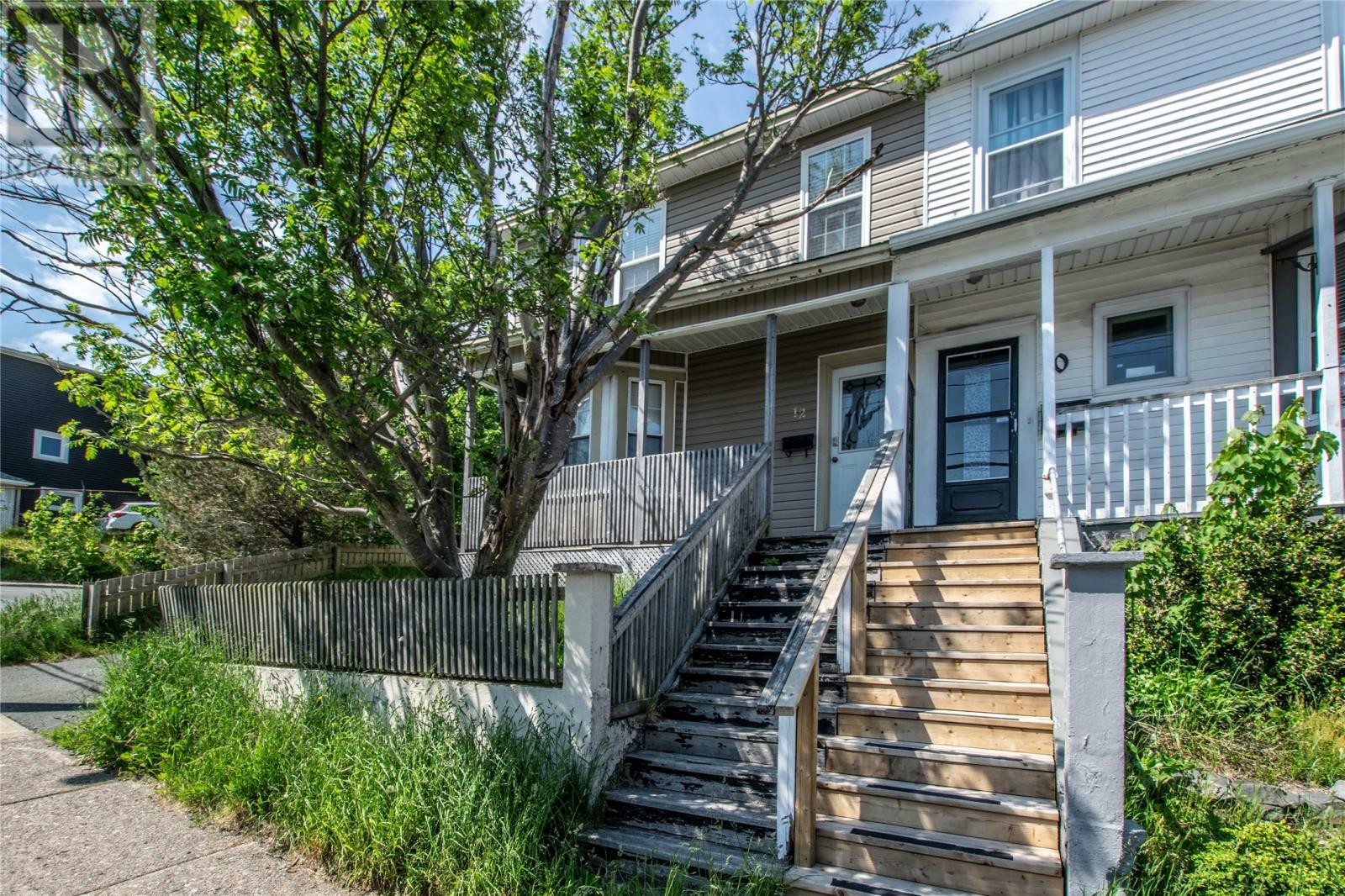 Photo de la propriété: 12 Golf Avenue NL A1C 5C6