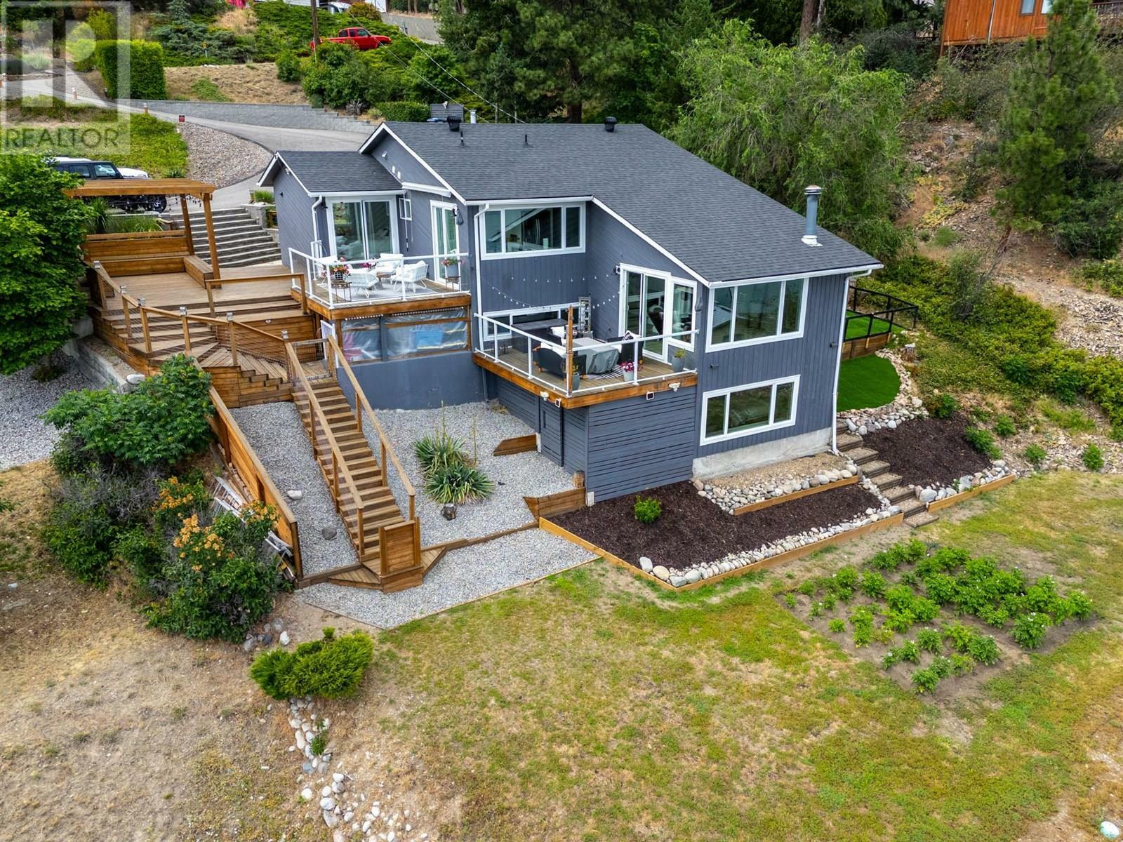 6427 Stuart Crescent  Peachland BC V0H 1X7 photo