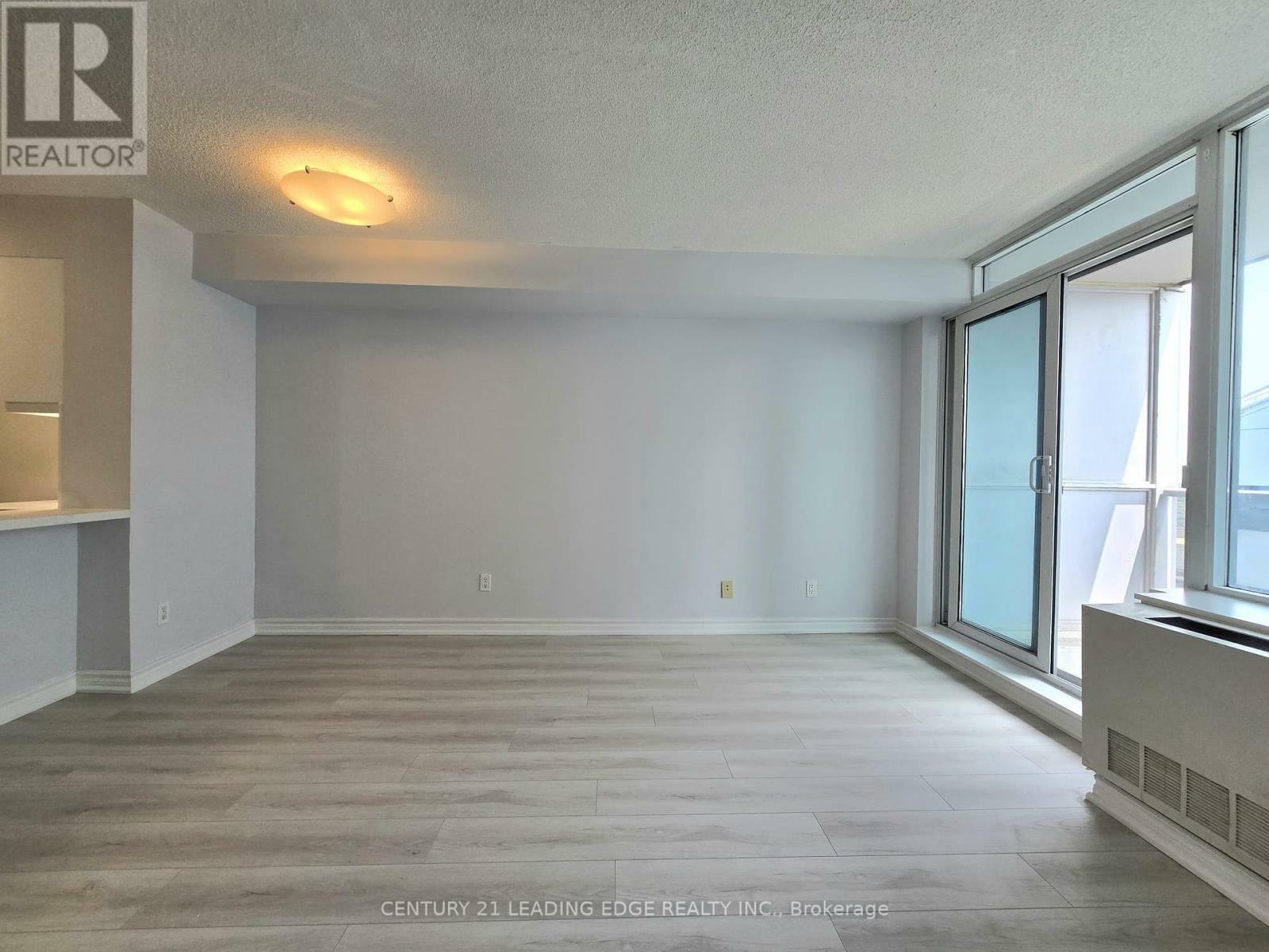 Property Photo: 4968 Yonge Street 3612 ON M2N 5N7