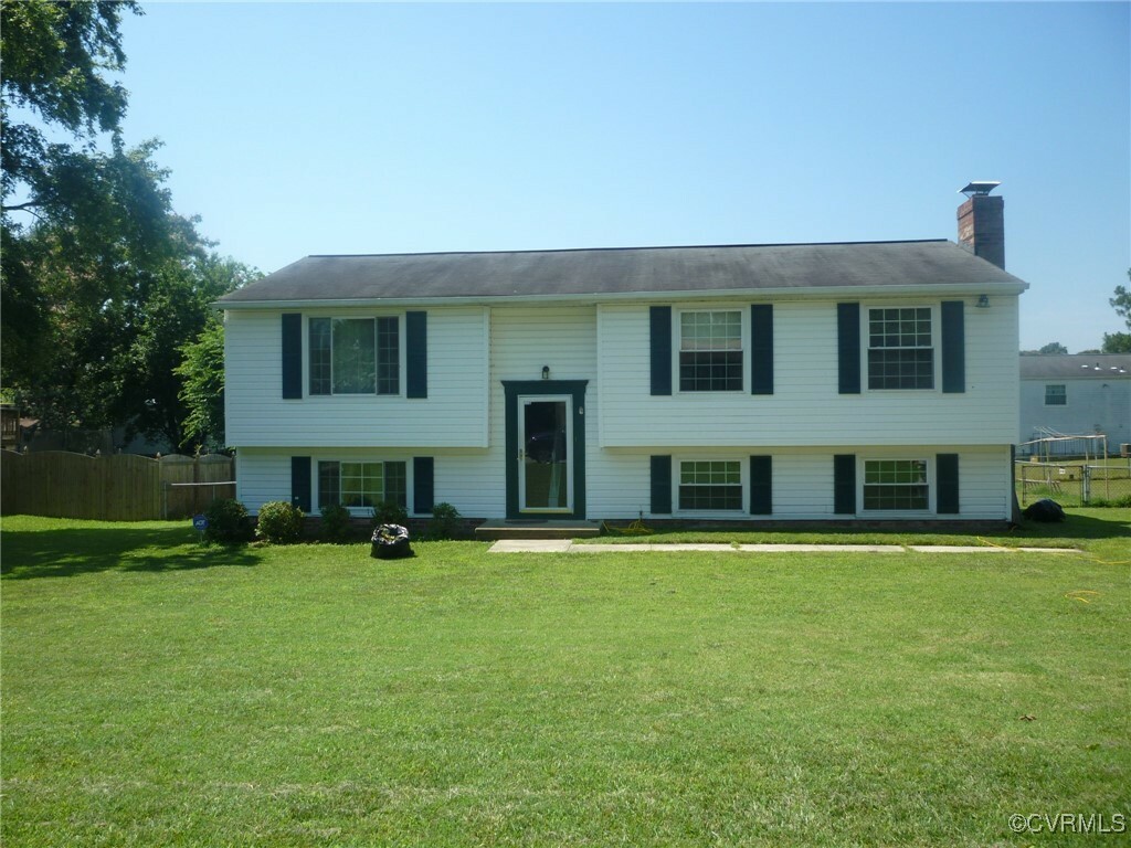 Property Photo: 7479 Jennifer Lane VA 23111