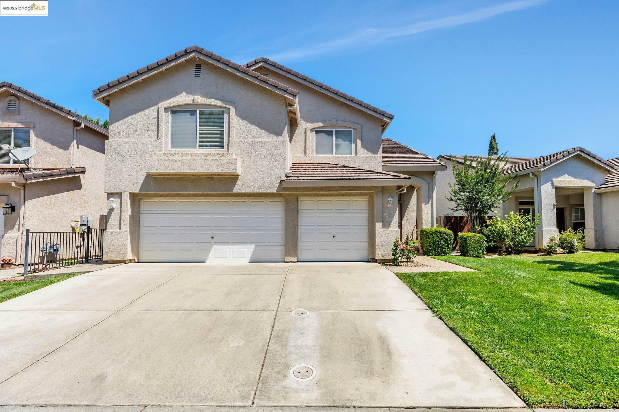 Property Photo: 8215 Red Elk Dr CA 95758