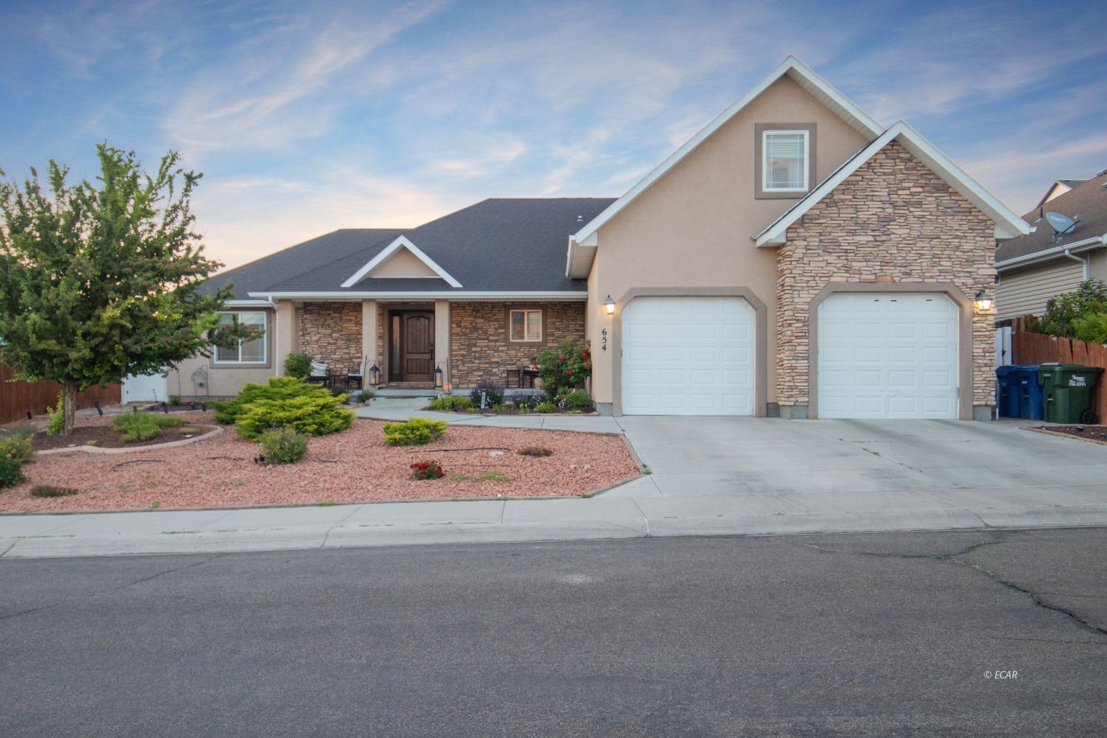 Property Photo: 654 Cortney Drive NV 89801
