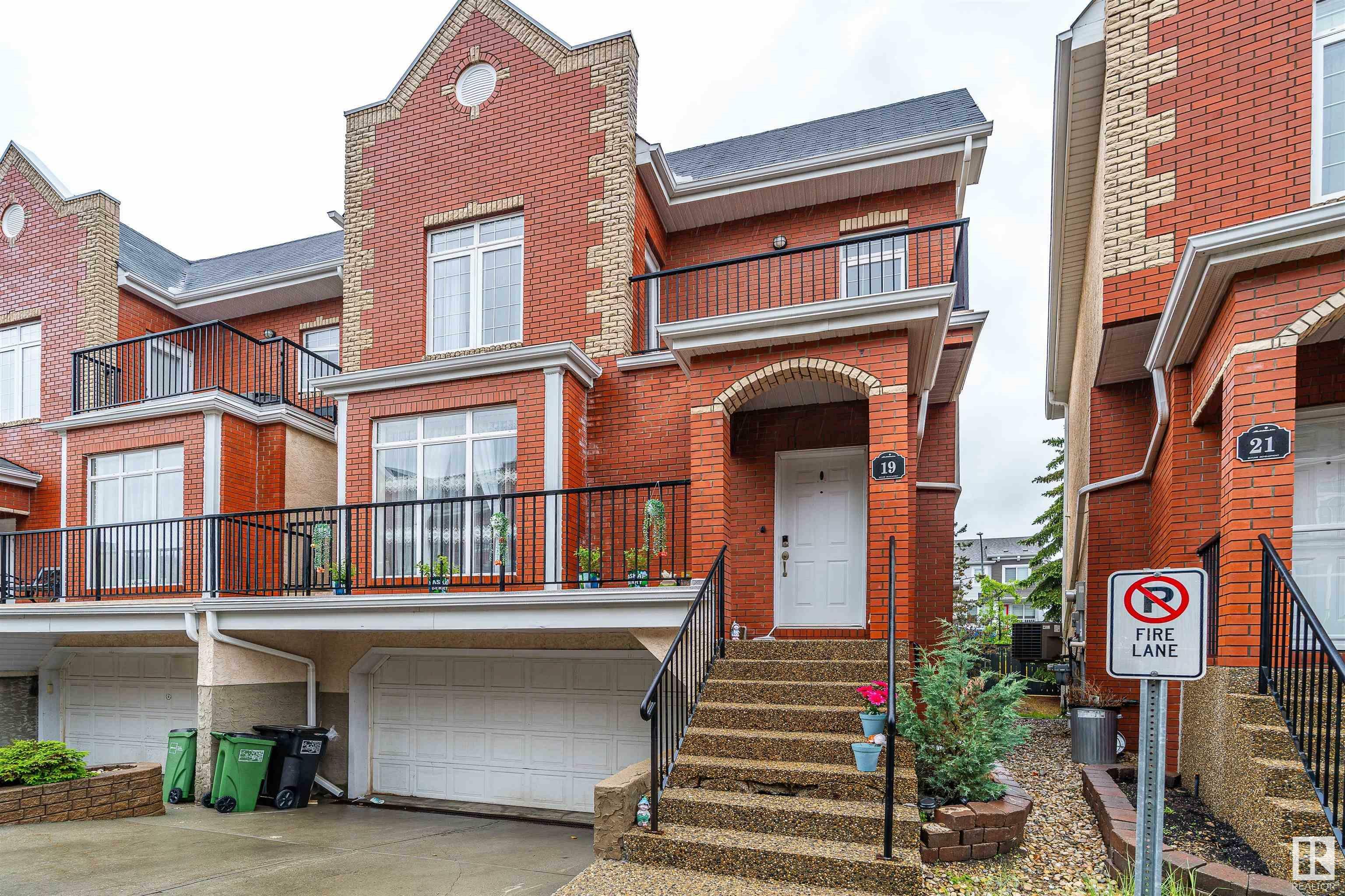 8403 164 Avenue NW 19  Edmonton AB T5Z 3Y2 photo