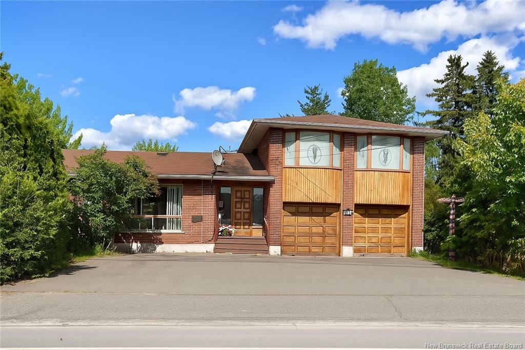 Property Photo:  869 Victoria Street  NB E3V 3T4 