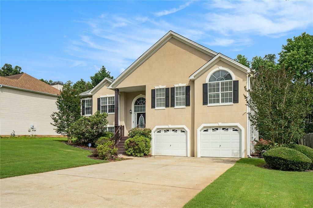 Property Photo: 4077 High Country Drive GA 30135