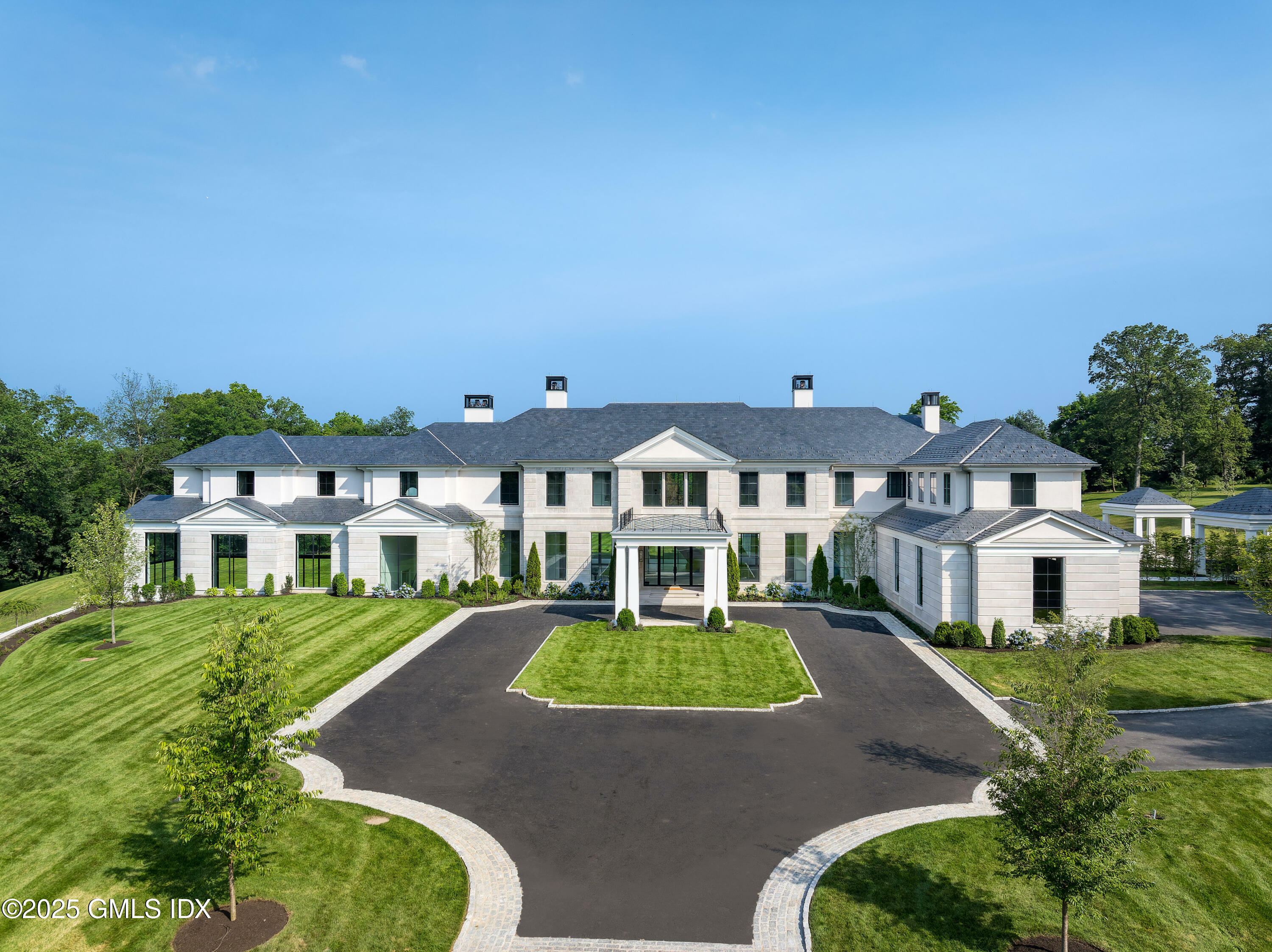 Property Photo: 214 Clapboard Ridge Road CT 06831