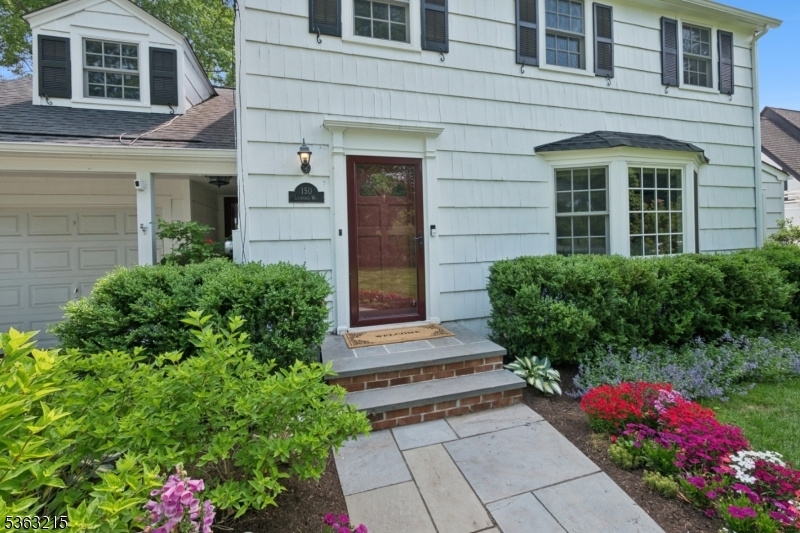 Property Photo:  150 Loantaka Way  NJ 07940 