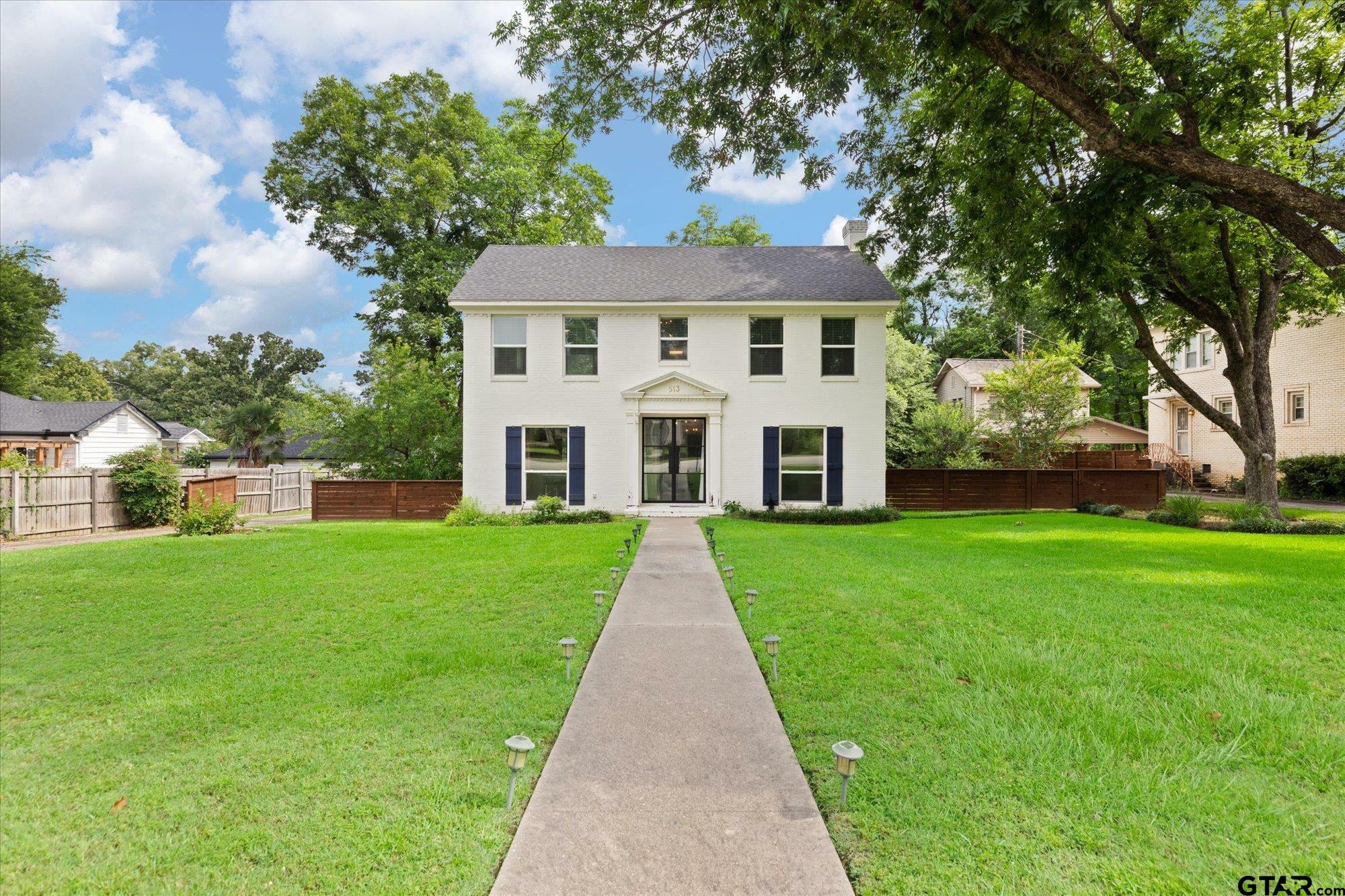 Property Photo:  513 E Young  TX 75602 