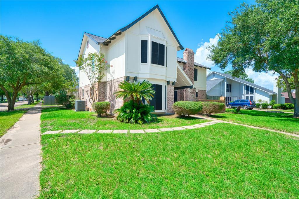 Property Photo: 21434 Park Bluff Drive TX 77450