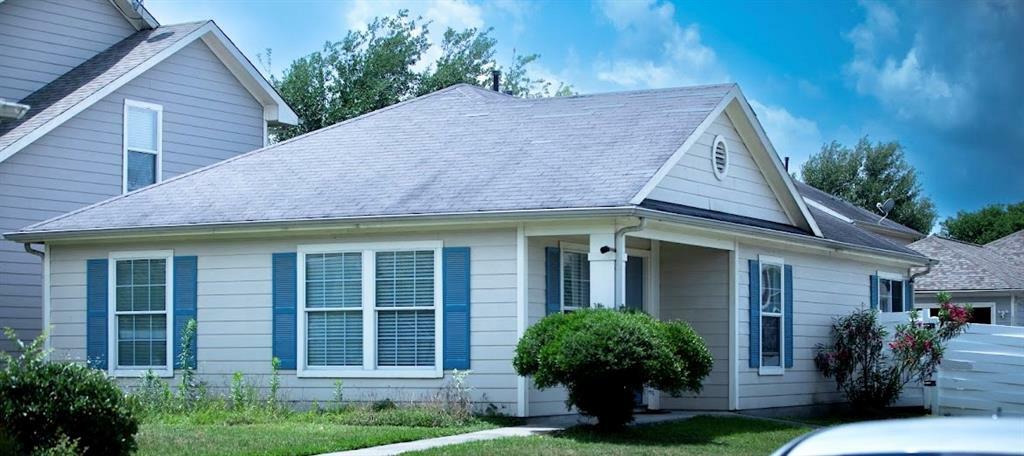 Property Photo: 1120 Verde Trails Drive TX 77073