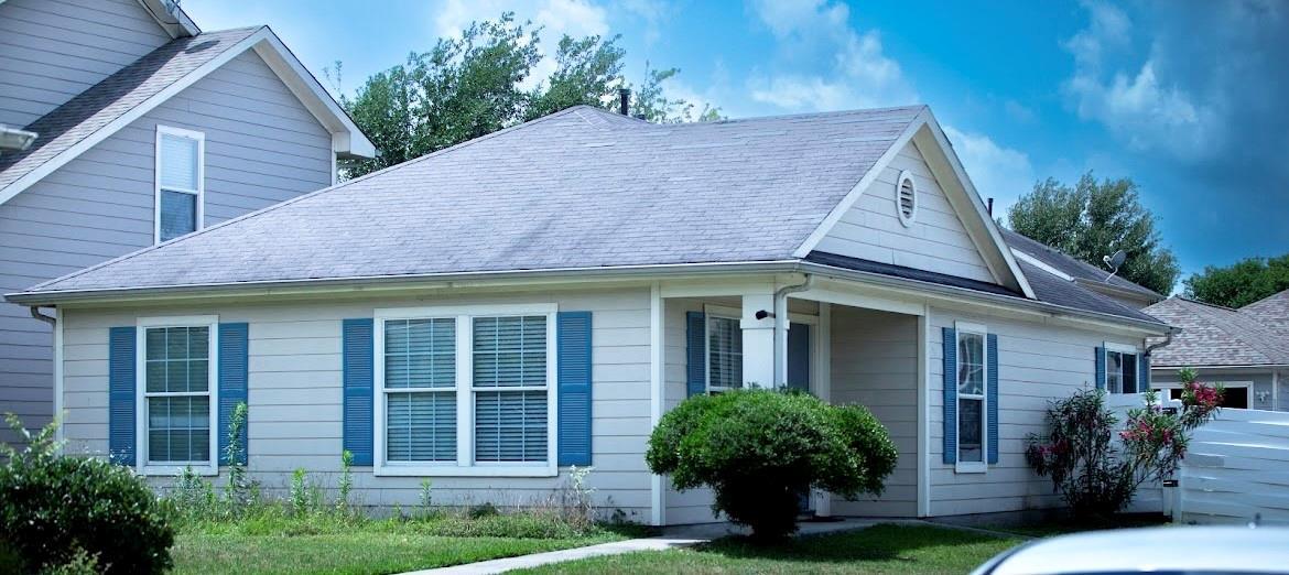 Property Photo: 1120 Verde Trails Drive TX 77073