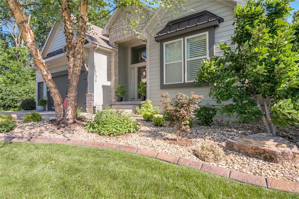 Property Photo:  15882 W 165th Terrace  KS 66062 