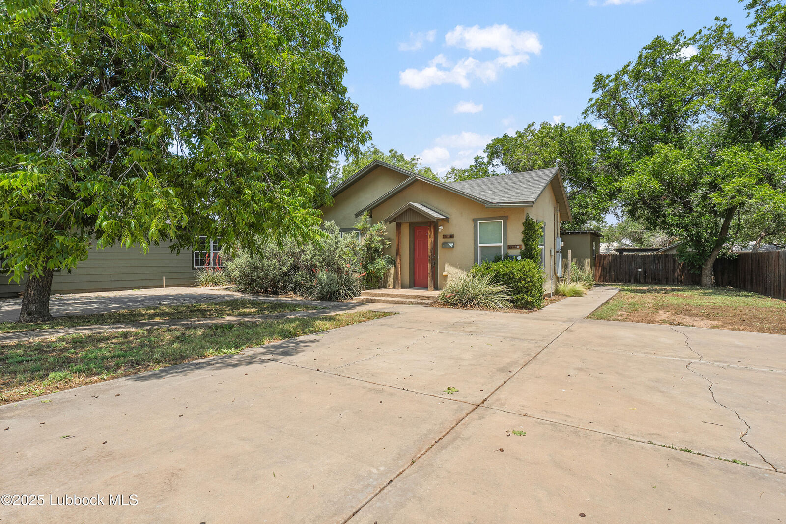 Property Photo:  3118 37th Street  TX 79413 