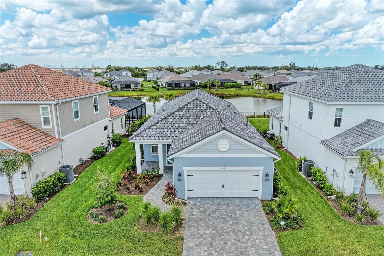 Property Photo: 2565 Star Apple Way FL 34240